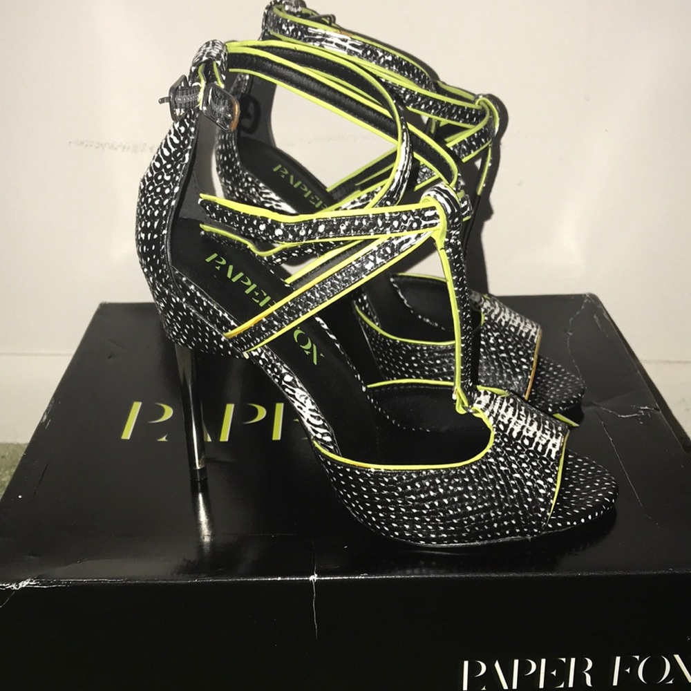 Paper Fox heels 🦊